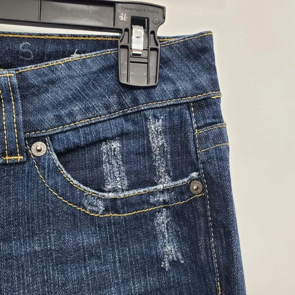 Guess Jeans Women's Doheny Dark Wash Distressed Bootcut Leg Denim Size 27 - Picture 2 of 6